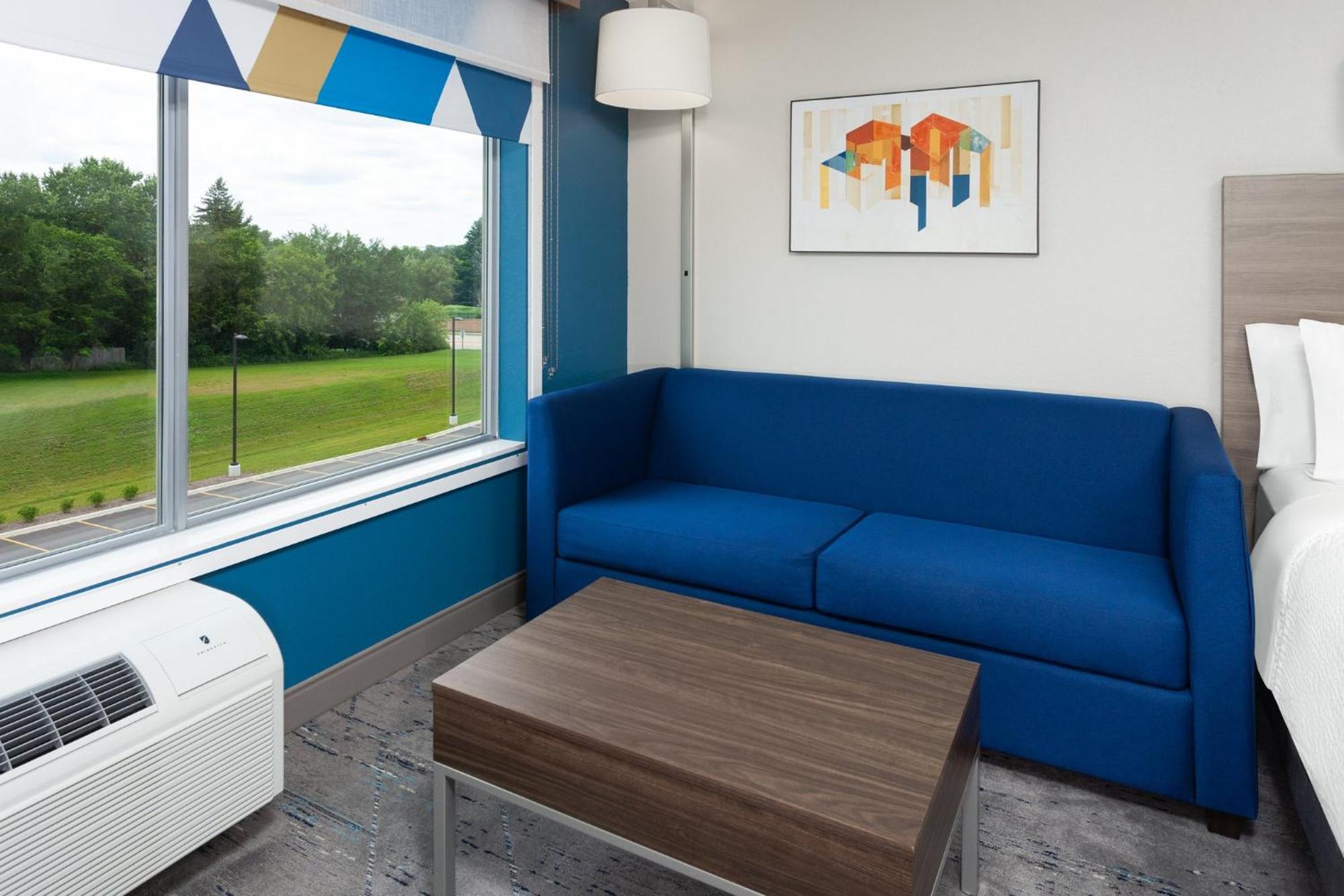 Holiday Inn Express & Suites Reedsburg - Dells Area By Ihg Dış mekan fotoğraf